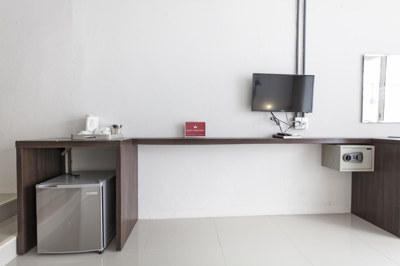 Zen Rooms Basic Nanai Phuket Patong Екстериор снимка