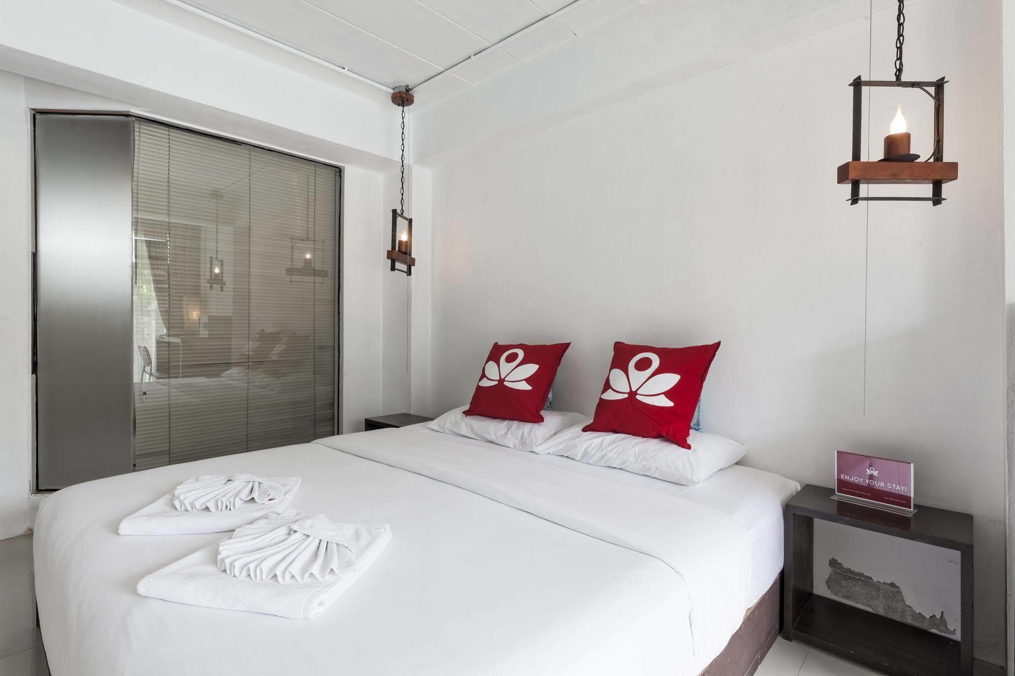 Zen Rooms Basic Nanai Phuket Patong Екстериор снимка