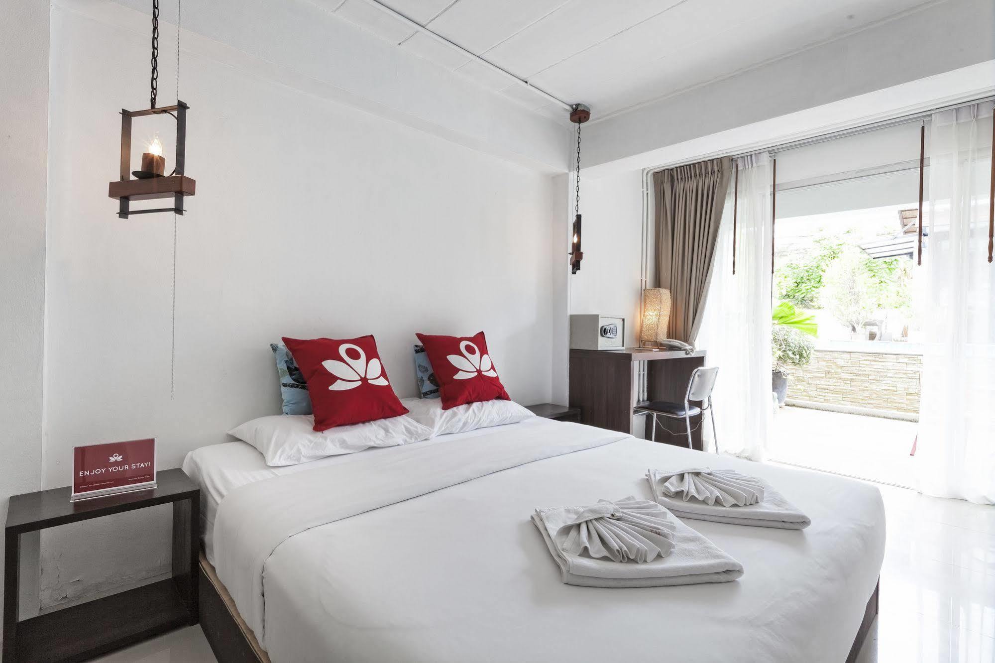 Zen Rooms Basic Nanai Phuket Patong Екстериор снимка